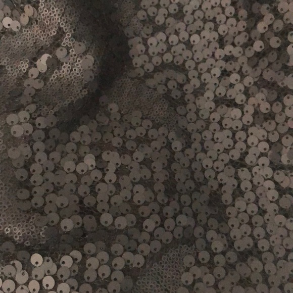 Tank - Picture 4 of 5